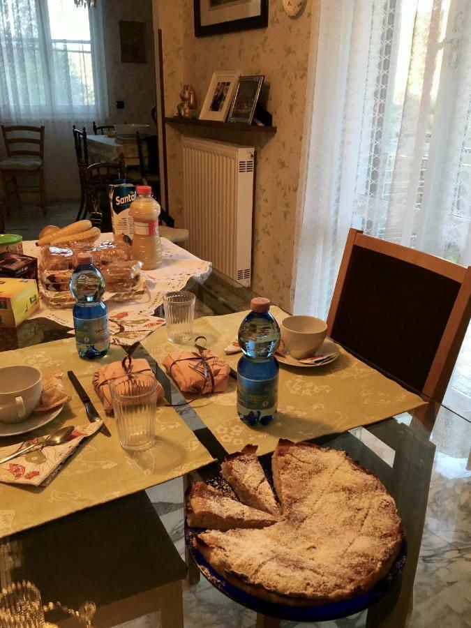 Il Nido Della Rondine Panzió Leivi Kültér fotó