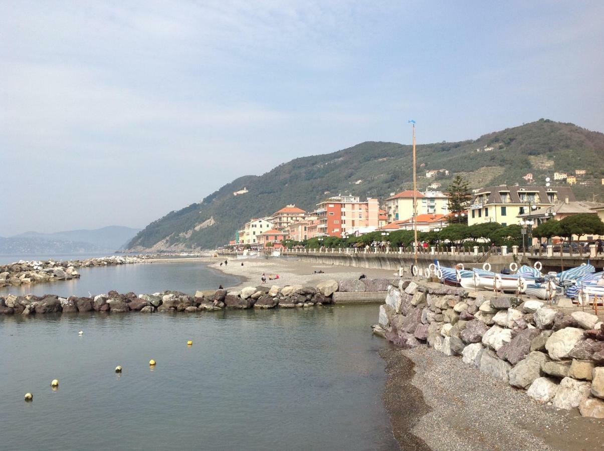 Il Nido Della Rondine Panzió Leivi Kültér fotó