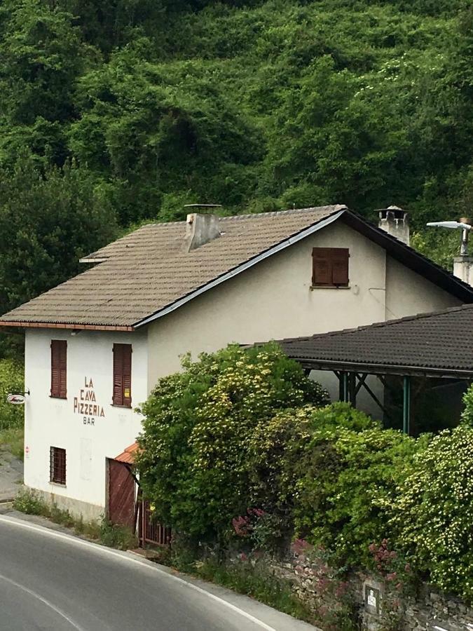Il Nido Della Rondine Panzió Leivi Kültér fotó