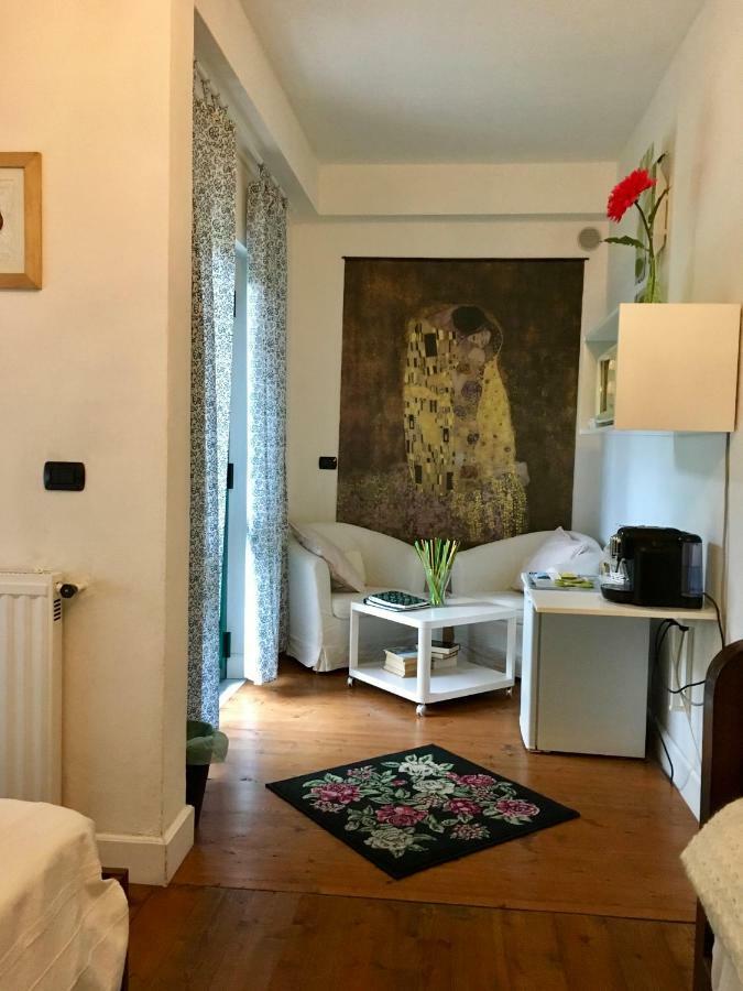 Il Nido Della Rondine Panzió Leivi Kültér fotó